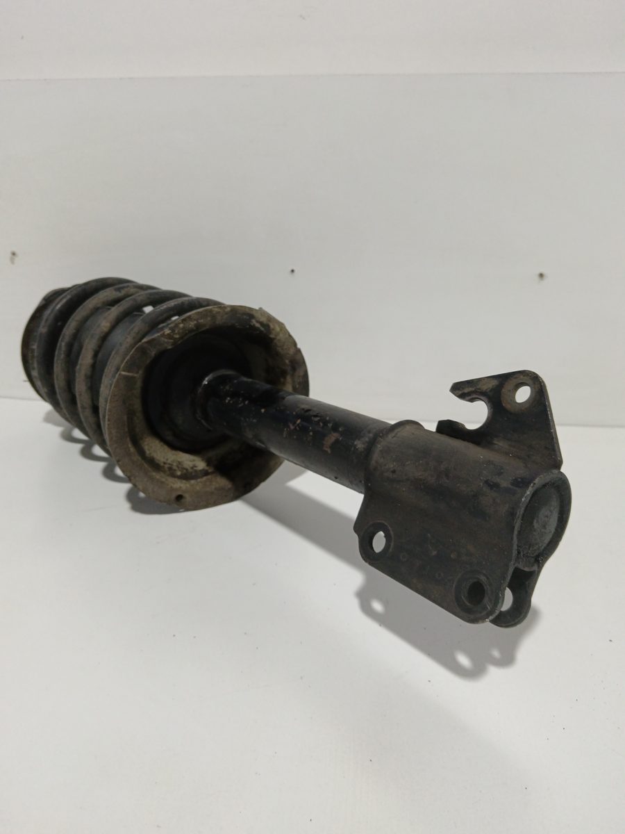 Amortiguador Delantero Izquierdo Volvo Serie 440 1988-1997 Básico 1.8L 66kW