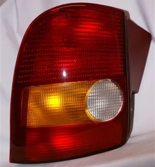 Faro trasero derecho