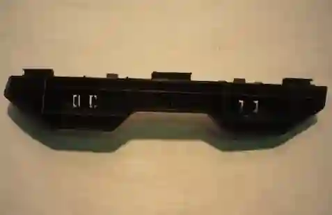 Soporte de paragolpes delantero derecho