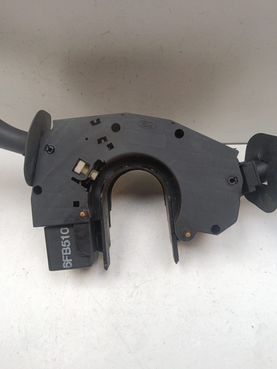 Llave de Luces Limpiaparabrisas Ford Ka (CCQ) 1996-2008 Básico 1.3L 51kW 97KG14K147AC