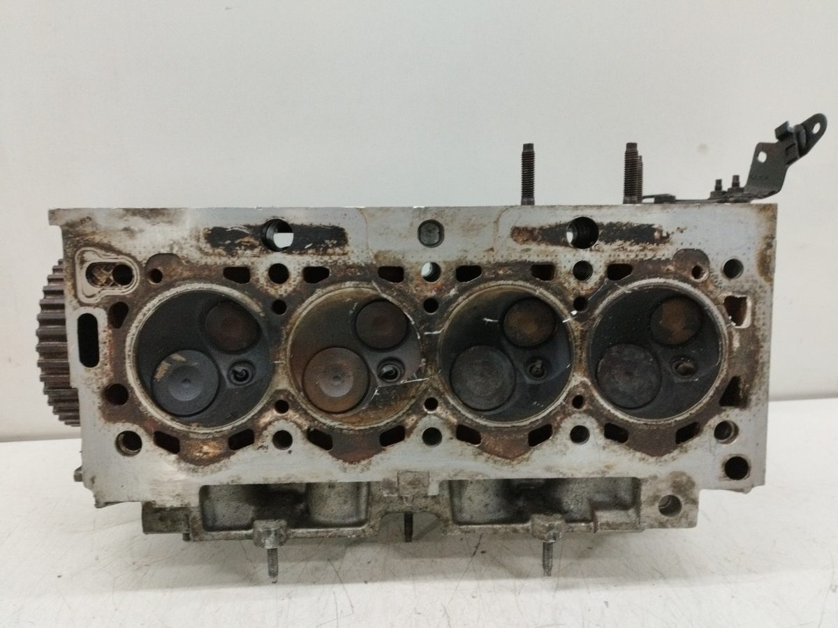 Tapa De Cilindros Citroën Saxo 1996-2000 1,4 1.4L 55kW 9634005110