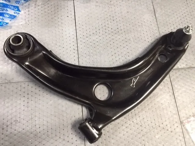 Brazo de suspensión inferior izquierdo