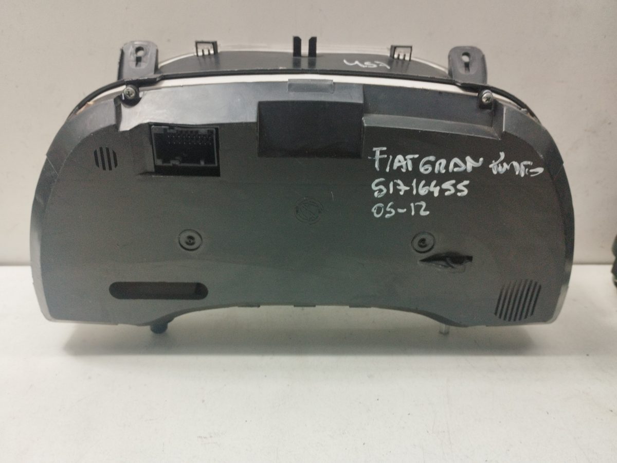 Tablero de Instrumentos Citroën Nemo 2008-2018 Basis 1.4L 50kW 51716455