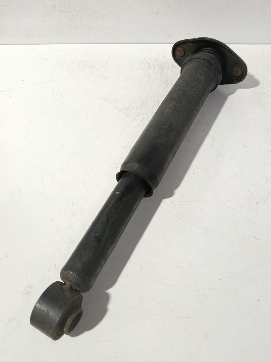 Amortiguador Trasero Der/Izq Mitsubishi Space Wagon (N80/N90) 1998-2005 MB663466