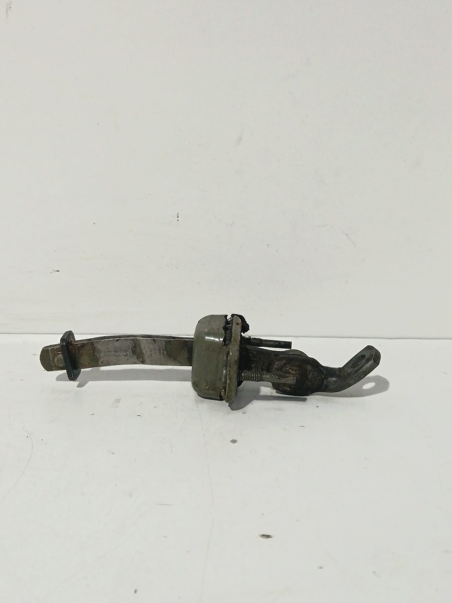 Limitador de Puerta Trasero Ford Fiesta Berlina (DX) 1999-2002 Ambiente