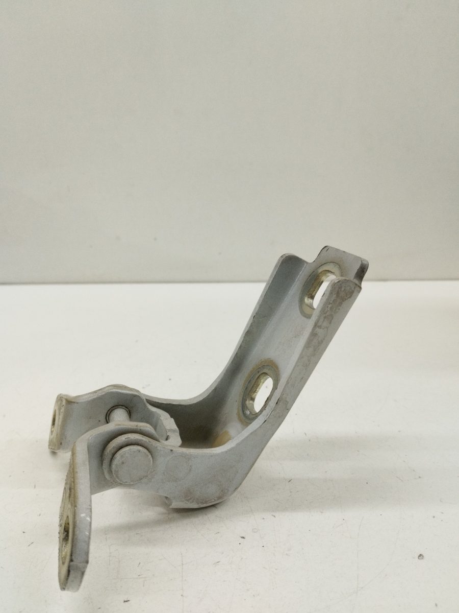 Bisagra Puerta Delantera Izquierda Hyundai Tucson 2015-Actualidad CRDi CAT A046057