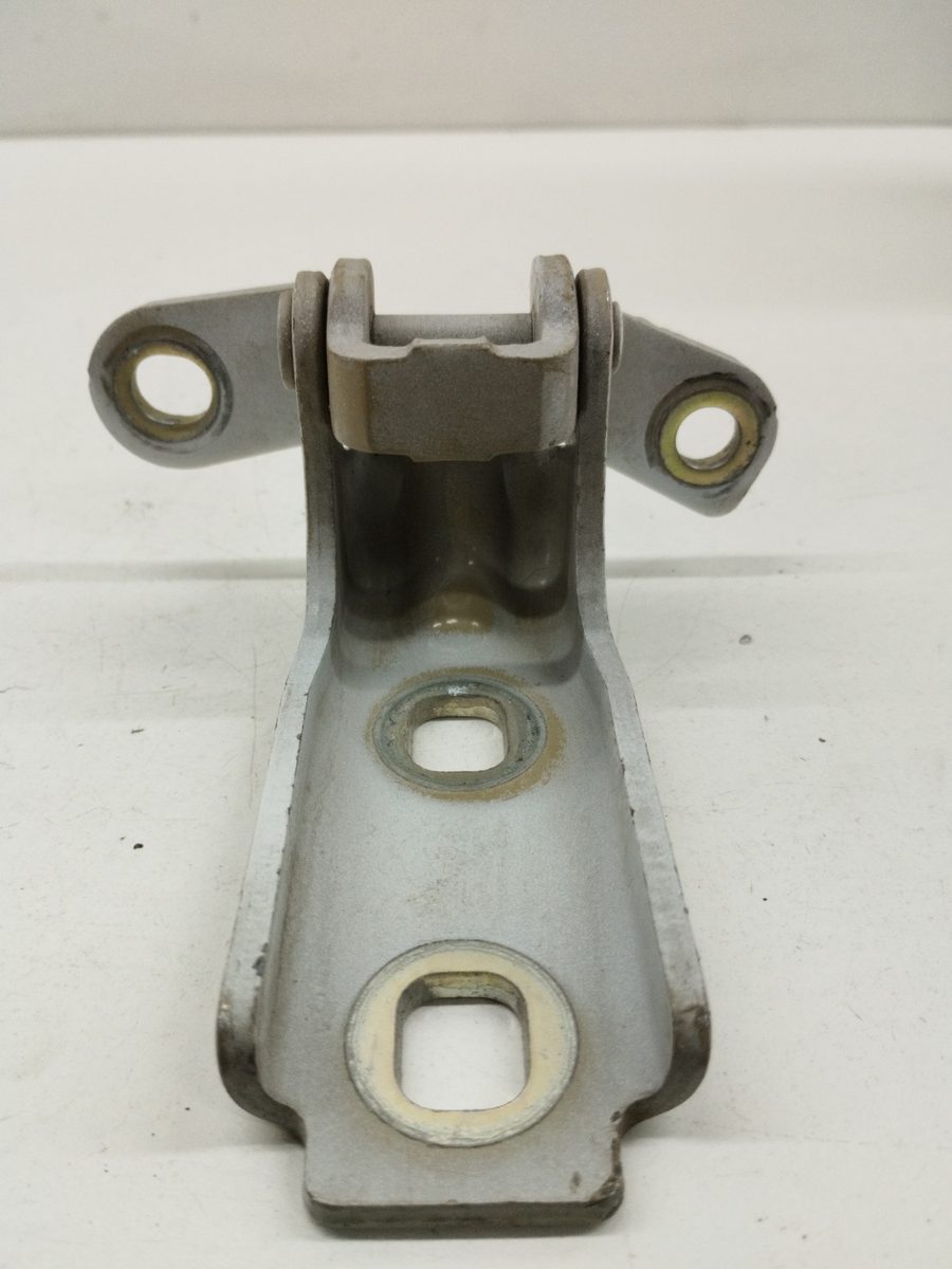 Bisagra Puerta Delantera Izquierda Hyundai Tucson 2015-Actualidad CRDi CAT A046057