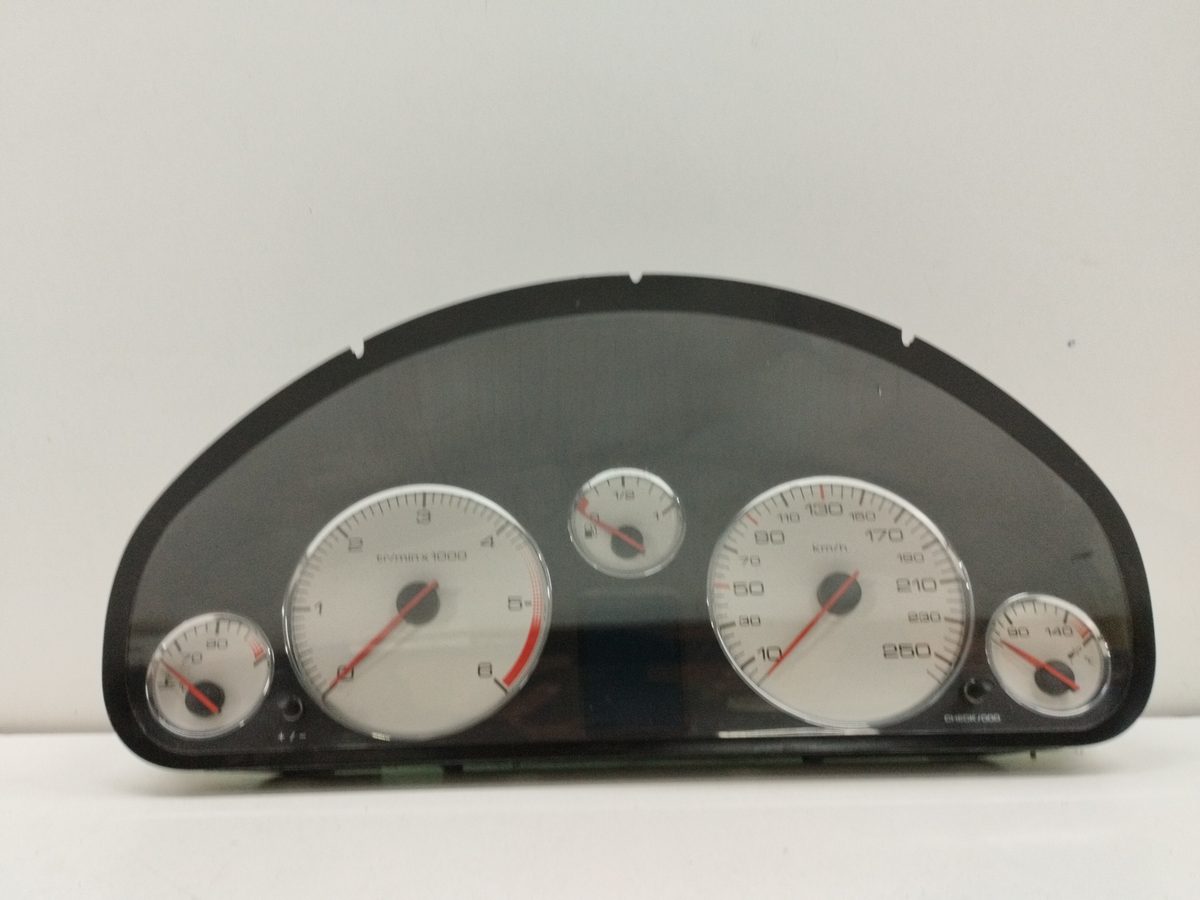 Tablero De Instrumentos Peugeot 407 2004-2011 ST Confort 2.0L 100kW 9658138580