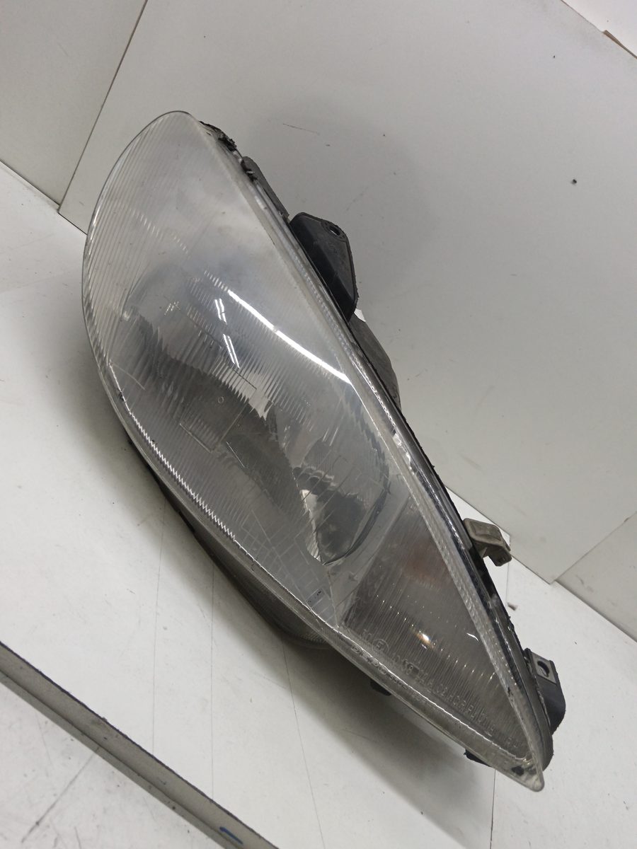 Faro Delantero Derecho Peugeot 206 4-trg. 2006-Actualidad 085501120R