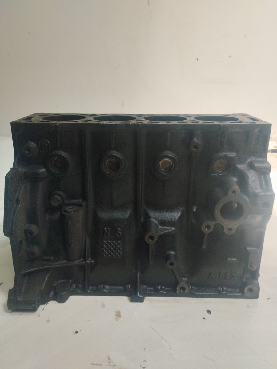 Block Peugeot 205 Berlina 1983-1998 1.8 D Generation 1.8L 43kW A9A