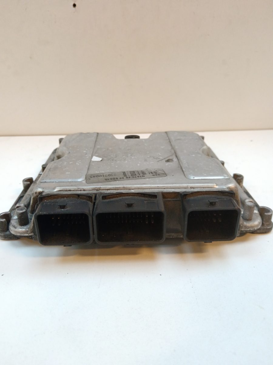Centralita Motor Uce Citroën Xsara Berlina 1997-2005 2.0 HDi Exclusive (80kW) 0281011339