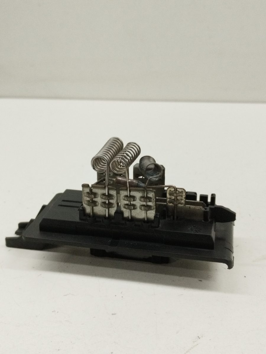 Resistencia Calefaccion Renault Twingo (CO6) 1993-2007 1.2 (C066/67/68) 1.2L 40kW 52492140