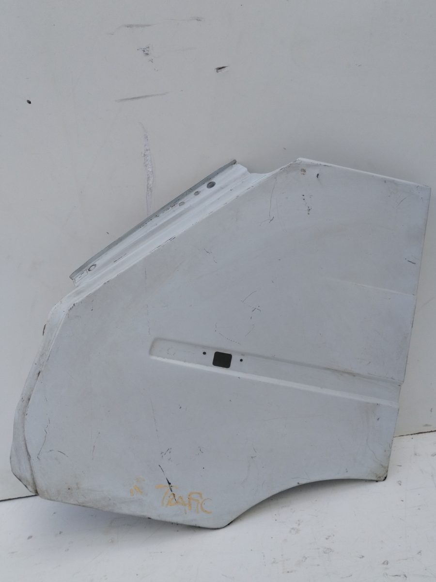 Guardabarro Delantero Izquierdo Renault Trafic (desde 5.89) 1989-2000 T 1100