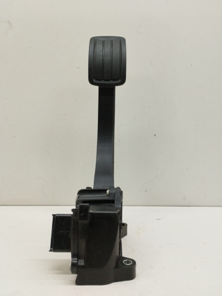 Acelerador Electronico Peugeot 308 Sw 2014-Actualidad Active 1.6L 68kW 9674828180