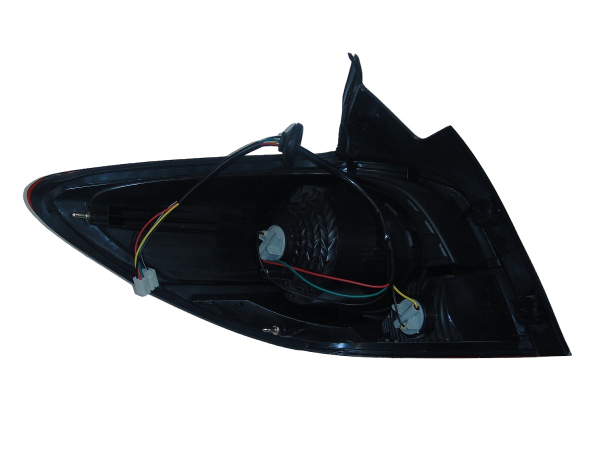 FARO TRASERO DERECHO CHEVROLET CRUZE HATCH 2013/2015