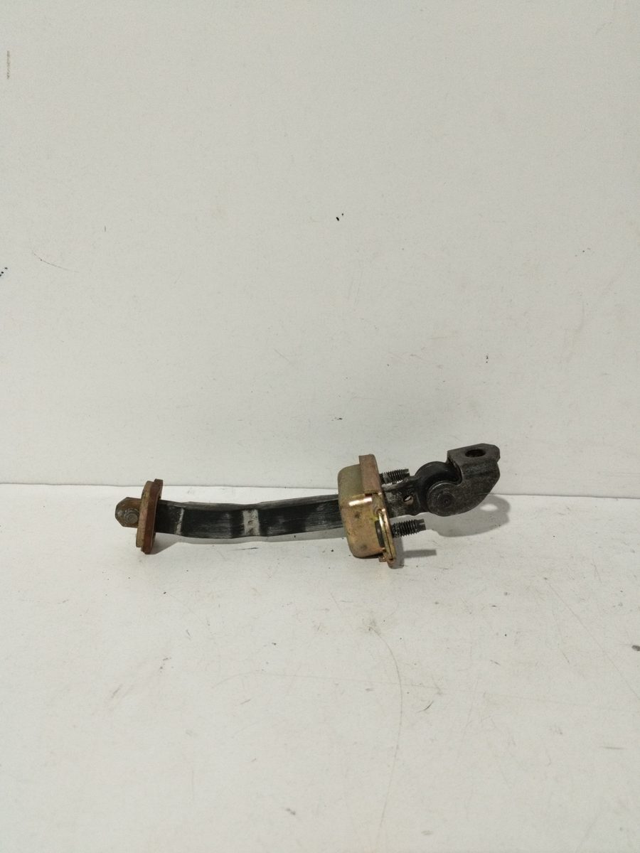 Limitador de Puerta Delantero Chevrolet Sonic Berlina Hatchback 2011-2016 LTZ