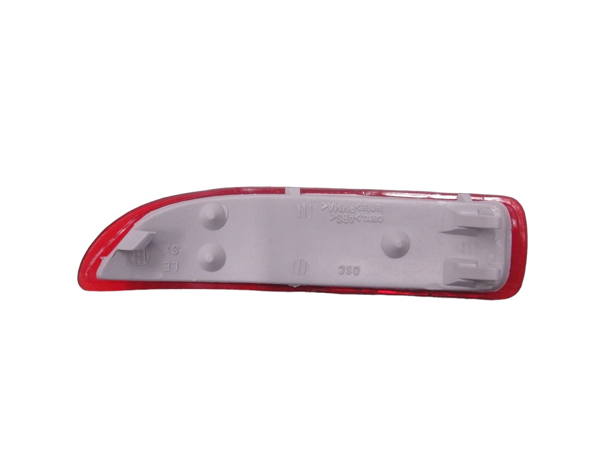 REFLECTOR PARAGOLPE TRASERO IZQ CHEVROLET CORSA NOVO 5P