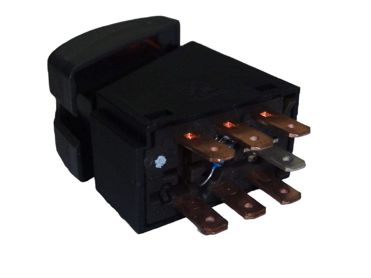 INTERRUPTOR LUZ EMERGENCIA CHEVROLET CORSA 94/