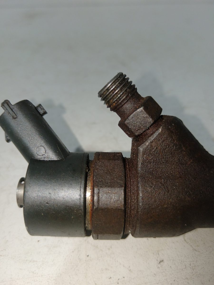 Inyector Fiat Scudo (222) desde 1995 2.0 JTD CAT 2.0L 80kW 0445110076