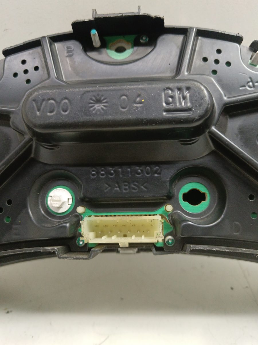 Tablero de Instrumentos Opel Corsa 2 2003-2007 1.2 16V CAT (Z 12 XEP / LB4) 13173350WD