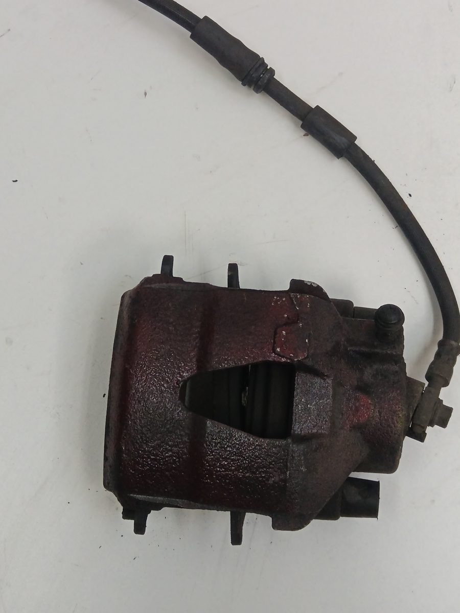 Mordaza De Freno Delantera Izquierda Volkswagen Up! (121) 2011-2016 *