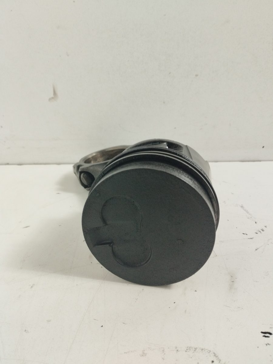 Piston Y Biela Nissan Pick-up (Y720) desde 1982 220W171