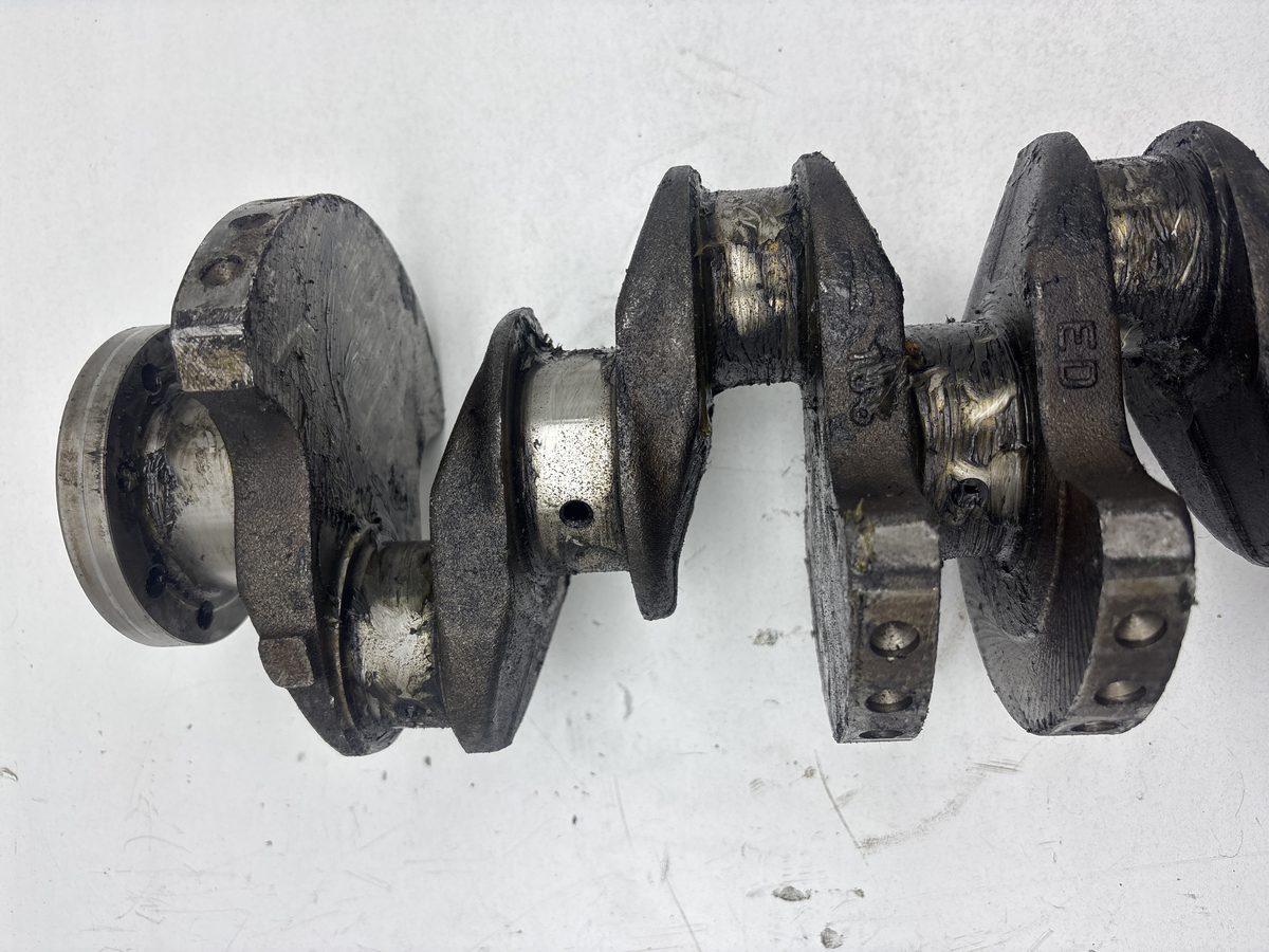 Cigueñal Peugeot 307 Berlina (S2) 2005-2008 2.0 16V HDi FAP CAT (RHR / DW10BTED4)