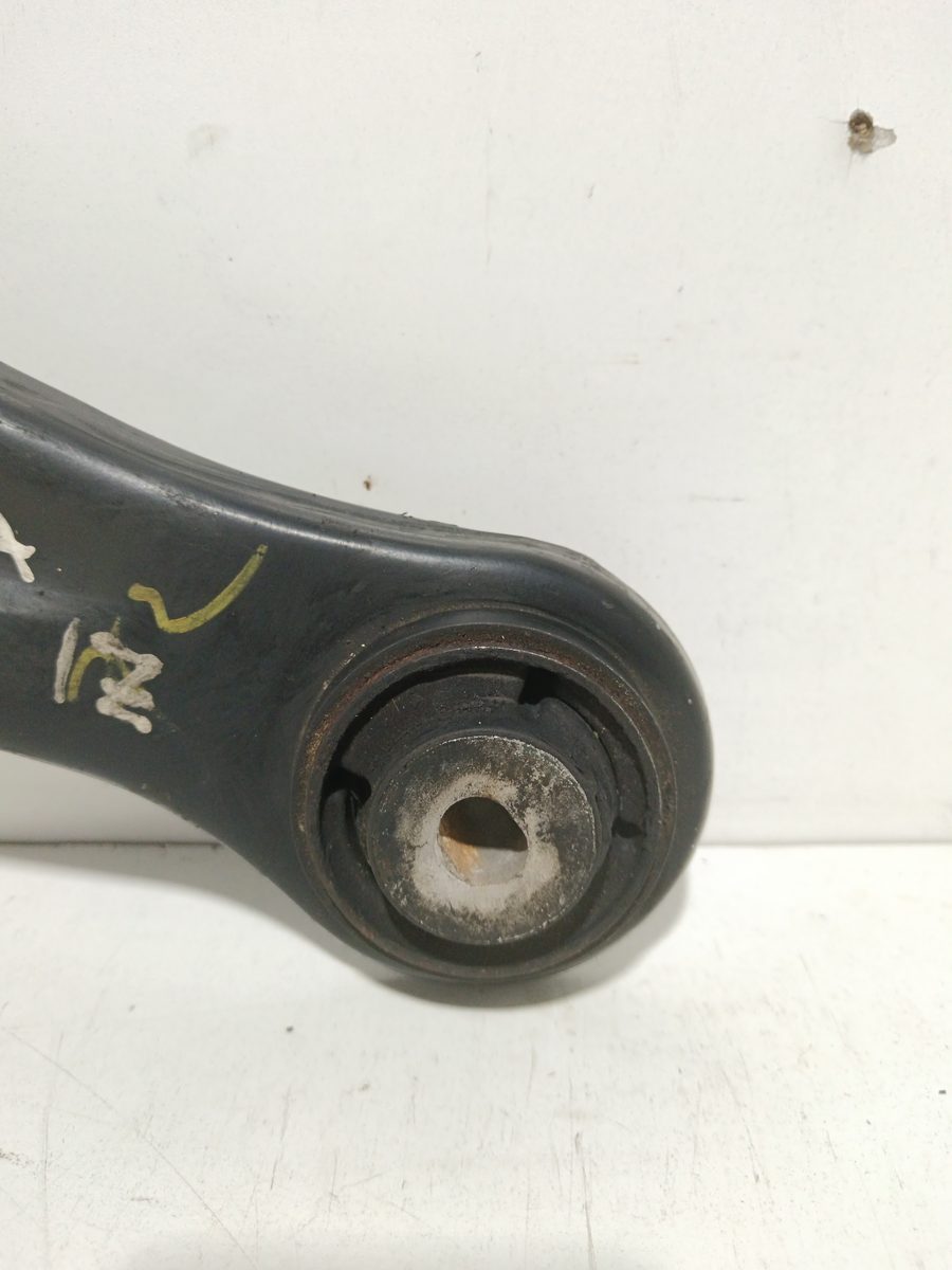 Parrilla de Suspension Inferior Trasera Izquierda Ford Fiesta (CB1) 2008-2013 Trend 01209