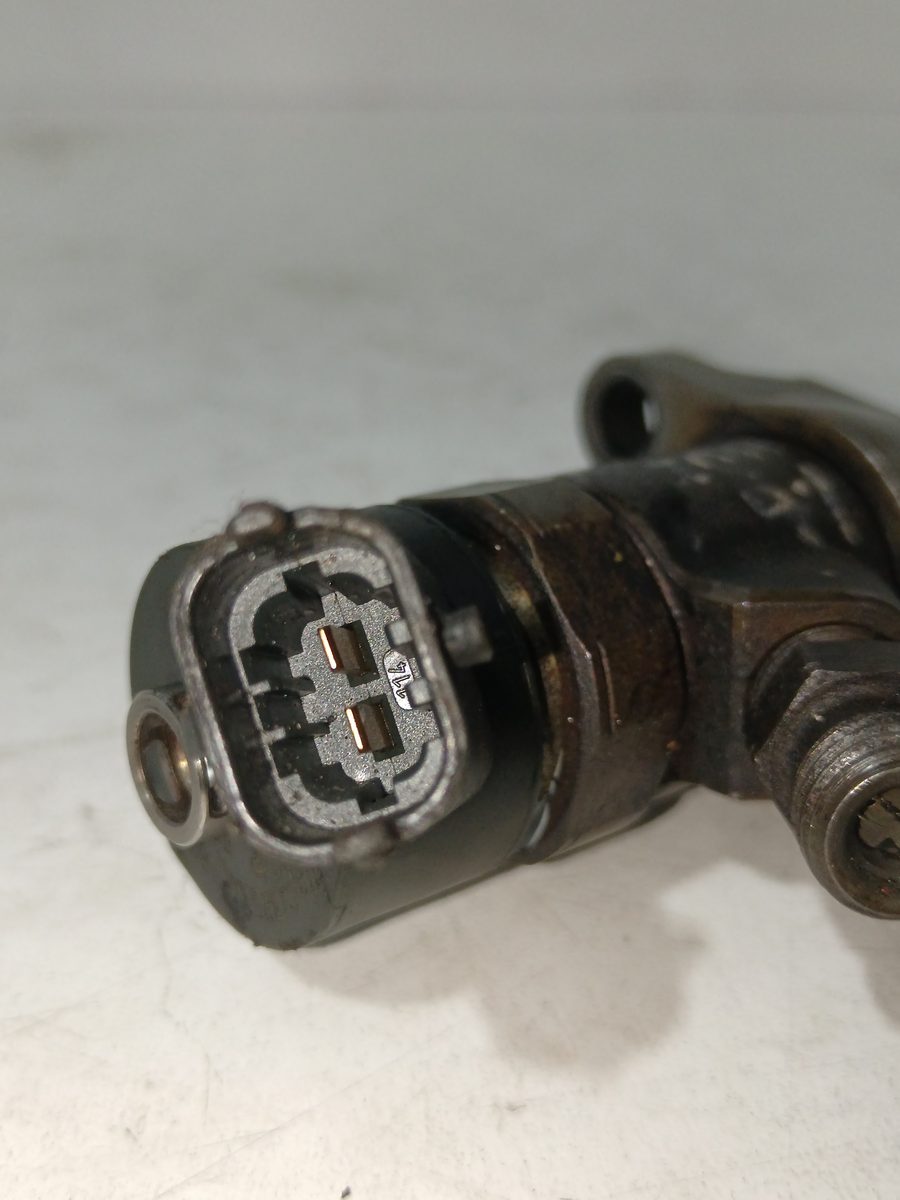 Inyector Ford Focus Berlina (CAP) 2004-2007 1.6 TDCi CAT 1.6L 80kW 0445110188