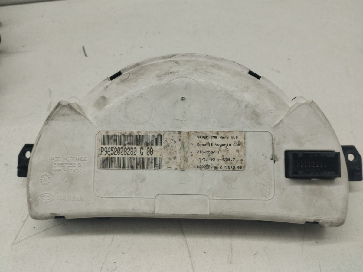 Tablero de Instrumentos Citroën C3 1995-2010 1,1 1.1L 44kW P9652008280G00
