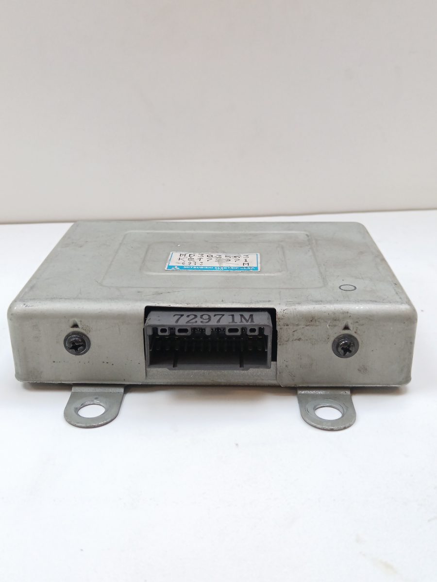 Centralita Motor Uce Mitsubishi Space Wagon (N80/N90) 1998-2005 2,4 GLX MD303553