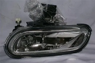 Faro antiniebla delantero izquierdo