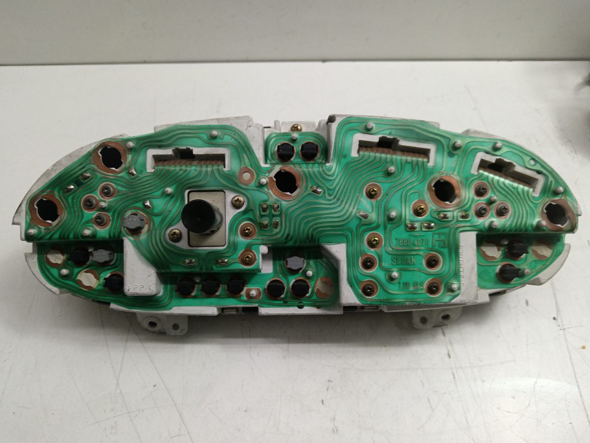 Tablero de Instrumentos Hyundai Lantra Berlina (RD) 1998-2000 1.6 16V CAT K0971111300