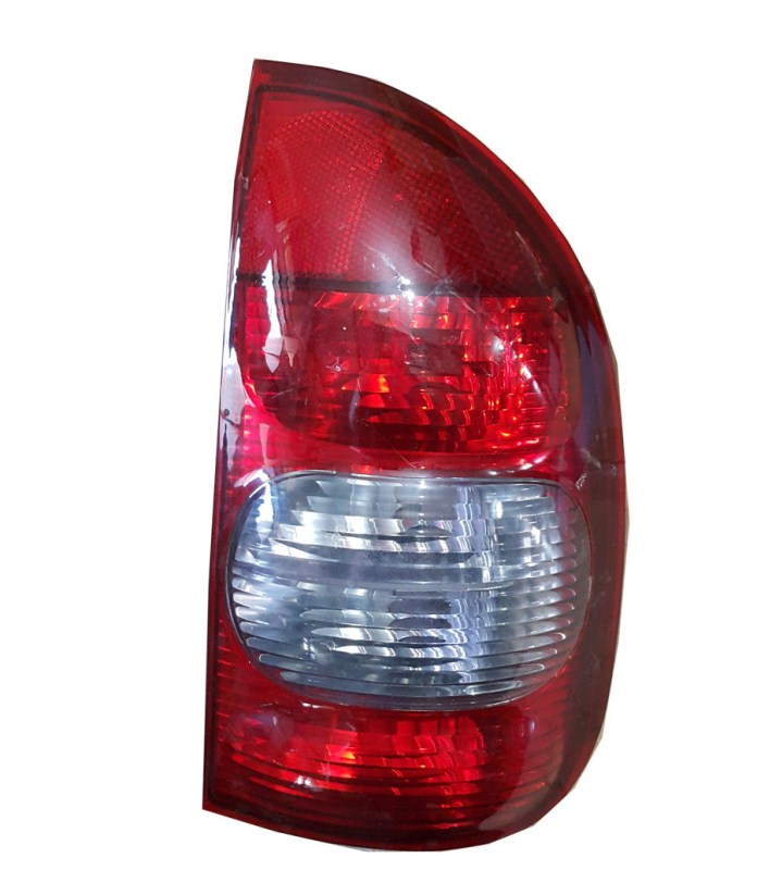 FAROL CHEVROLET CORSA PICKUP-WAGON 2000/TRAS DER FUME RCD