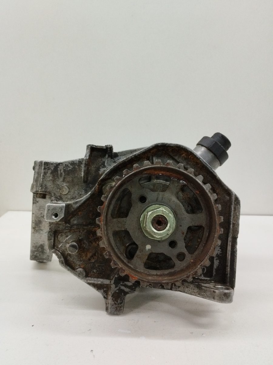 Bomba Inyeccion Peugeot 206 Berlina 1998-2010 1.6 HDi FAP CAT (9HZ / DV6TED4) 9656300380