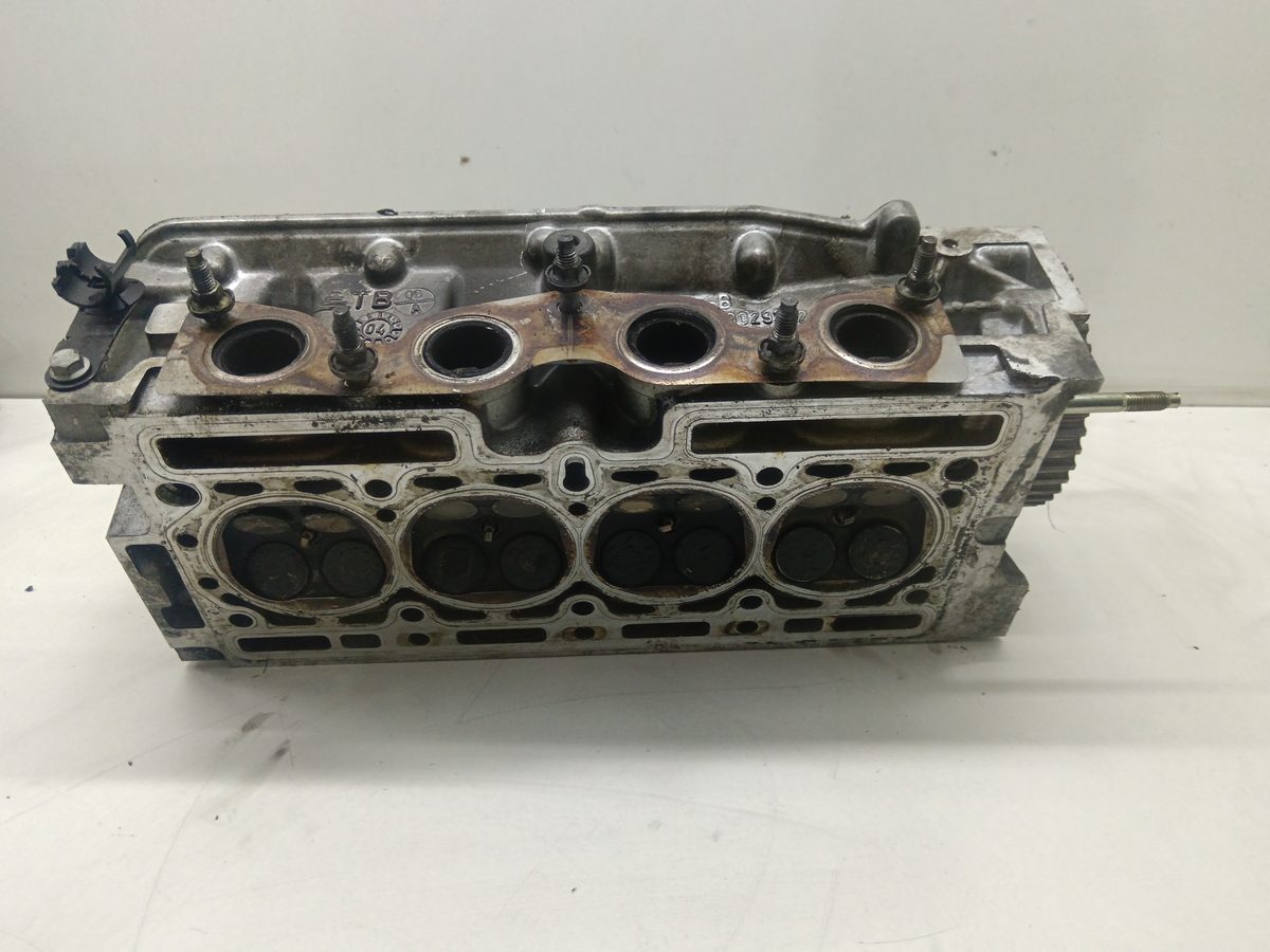 Tapa de Cilindros Renault Clio III 2005-2016 1.2 16V 1.2L 55kW 8200293024