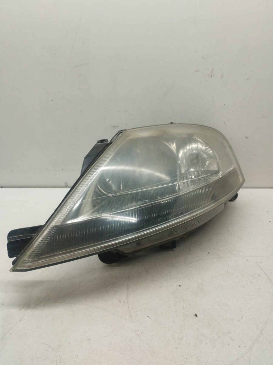Faro Delantero Izquierdo Citroën C3 1995-2010 Premier 9680157580