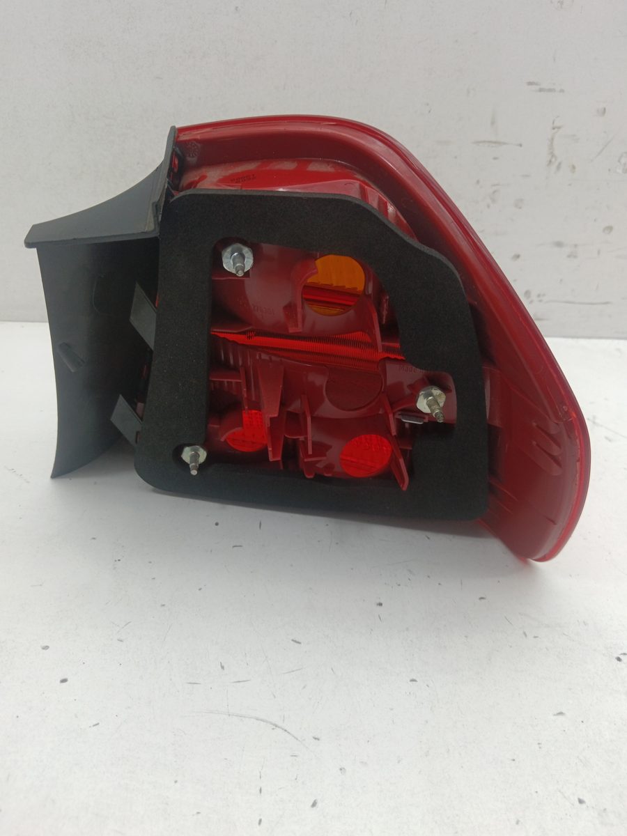 Farol Trasero Izquierdo Exterior BMW Serie 3 Berlina (E90) 2004-2012 Diesel CAT