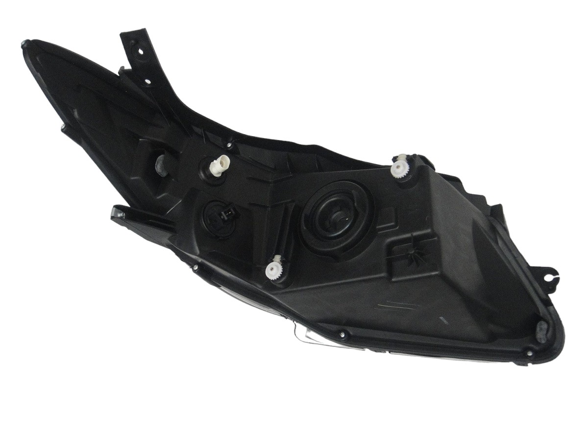FAROL SEMI OPTICO DERECHO CHEVROLET ONIX LTZ 2013/