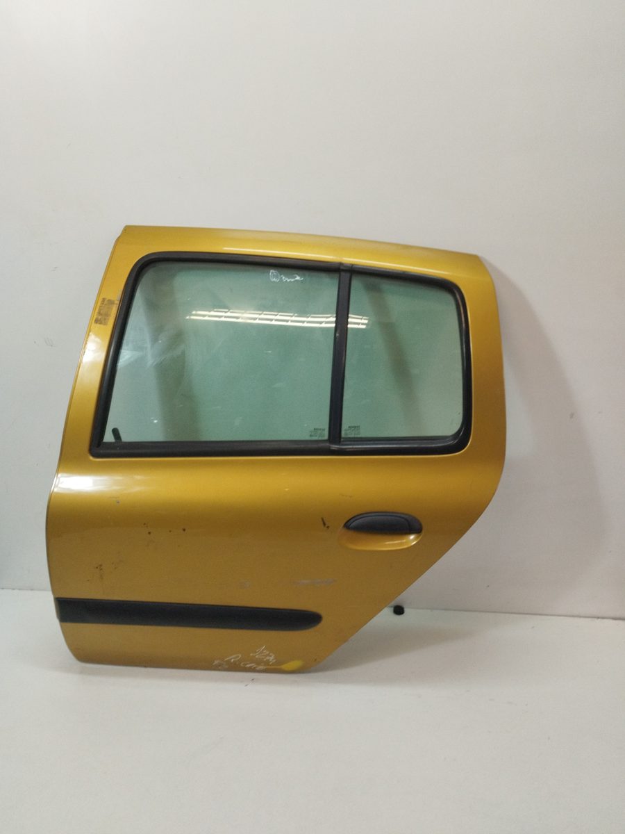 Puerta Trasera Izquierda Renault Clio II Fase II (B/CB0) 2001-2013 Billabong