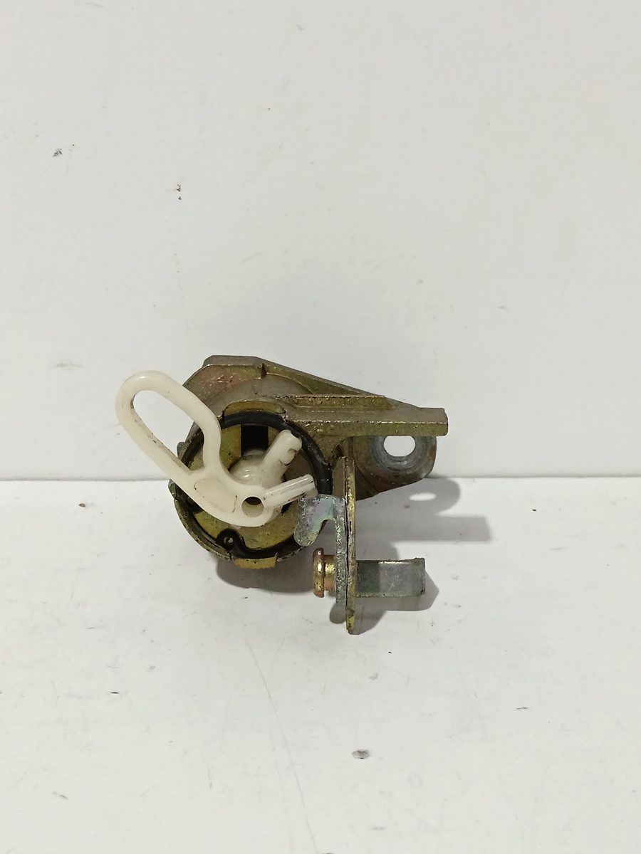 Cilindro Porton Trasero Toyota Yaris (NCP1/NLP1/SCP1) 1999-2005 Linea Luna