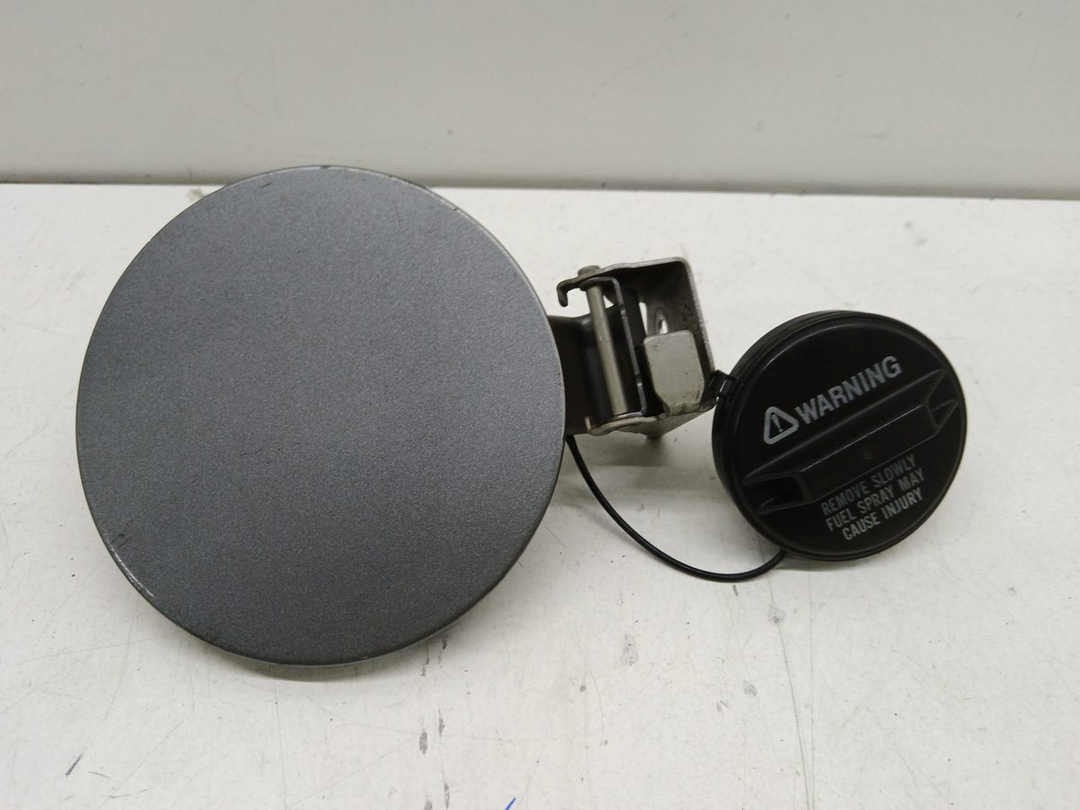 Tapa Exterior Combustible Suzuki Swift Berlina (MZ) 2005-2012 GL (5-ptas.)