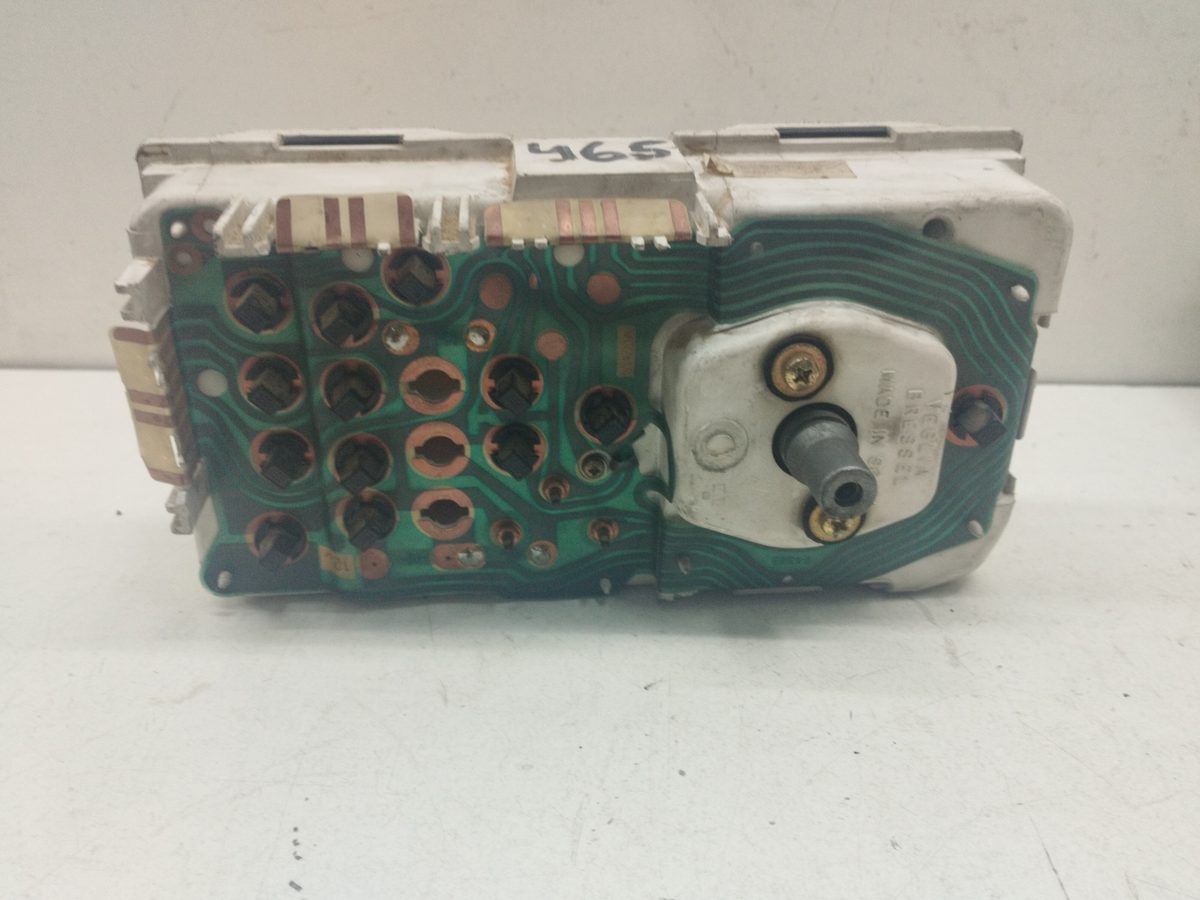 Tablero de Instrumentos Renault Rapid/express (F40) desde 1985 1.9 Diesel 7700808738