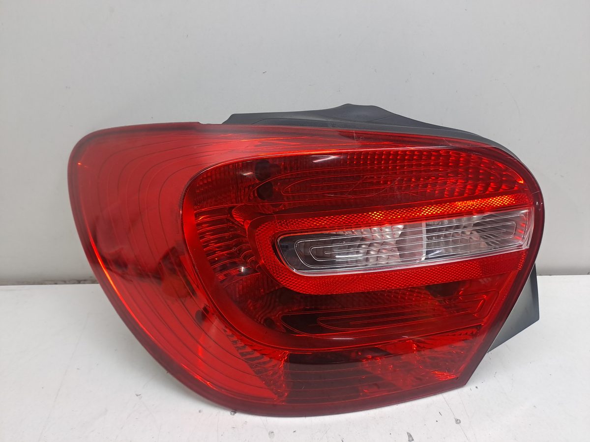 Farol Trasero Izquierdo Exterior Mercedes-Benz Clase A (W176) 2012-2018 A1769060100