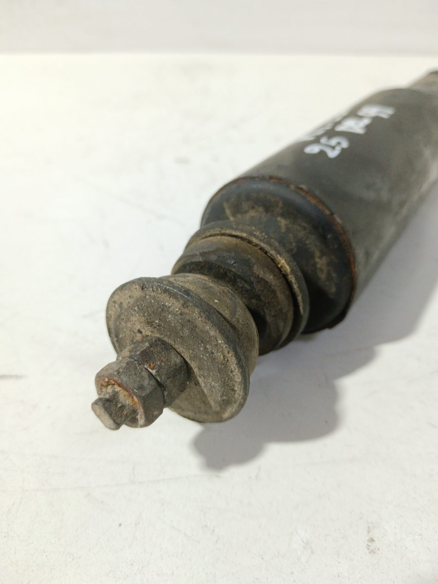 Amortiguador Trasero Der/Izq Mitsubishi L 200 (K60T) 1996-1999 2.5 Diesel MR151227