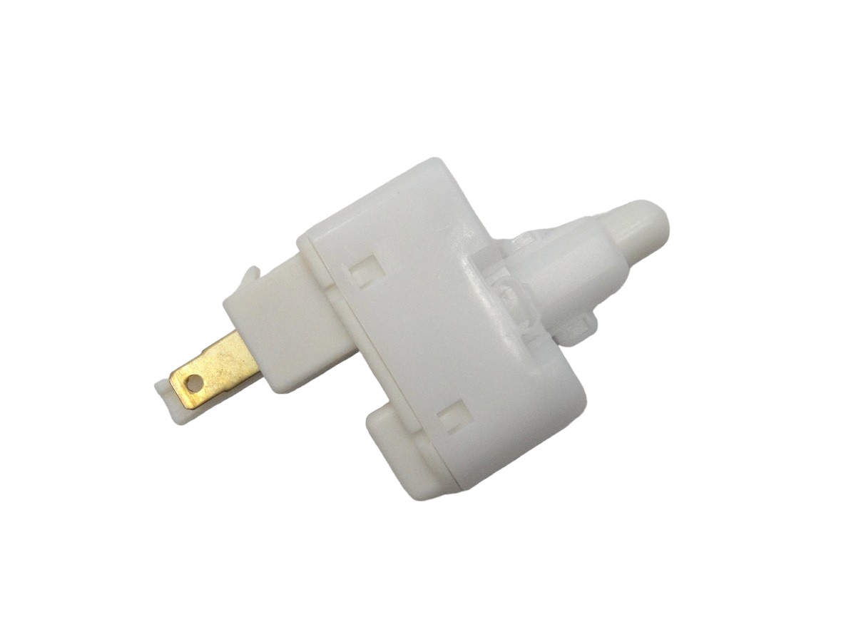 INTERRUPTOR PEDAL EMBRAGUE CHEVROLET AVEO