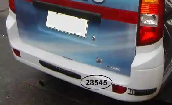 Paragolpes trasero