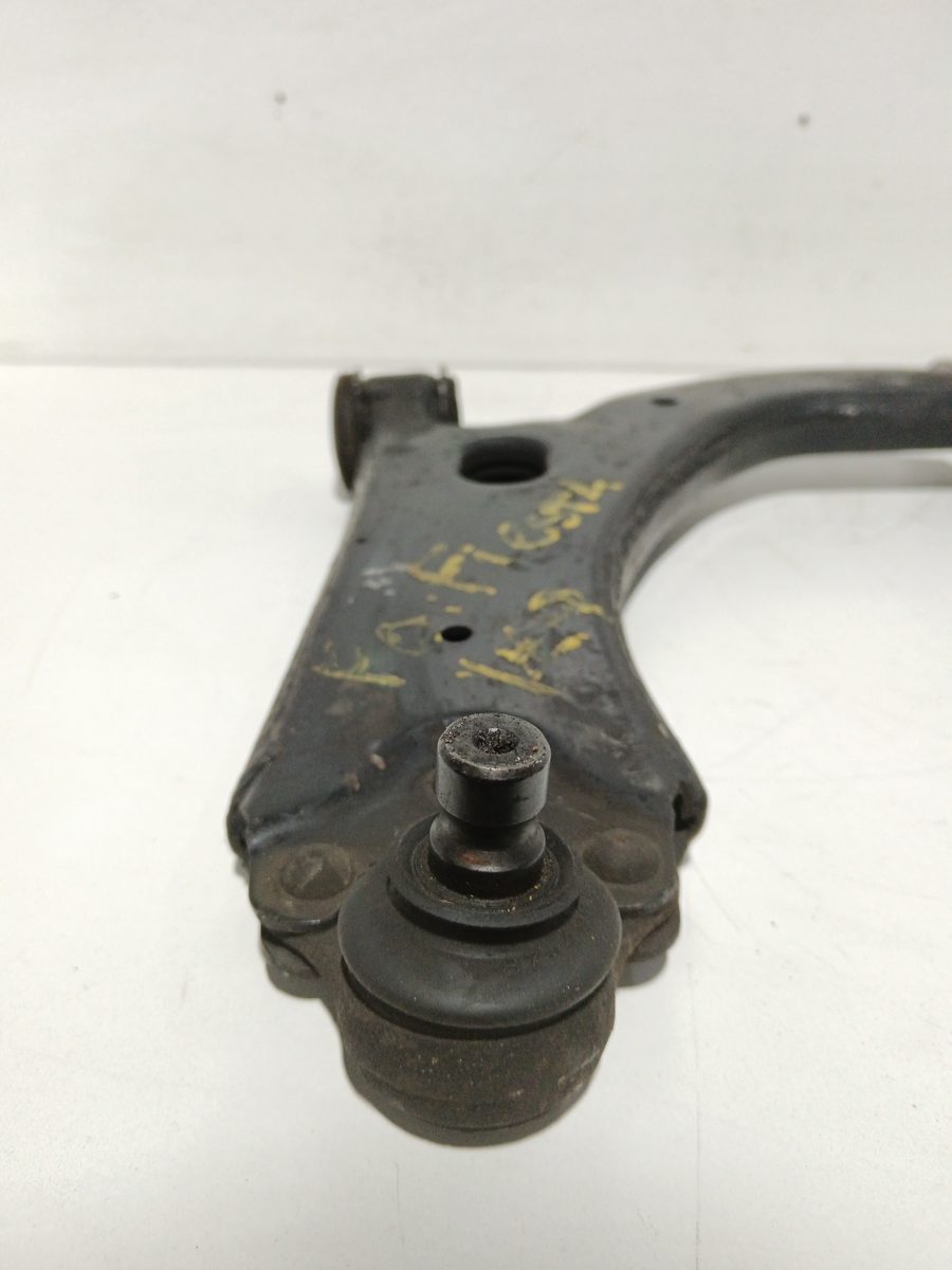 Parrilla de Suspension Inferior Trasera Izquierda Ford Fiesta (CBK) 2001-2008 Ambiente