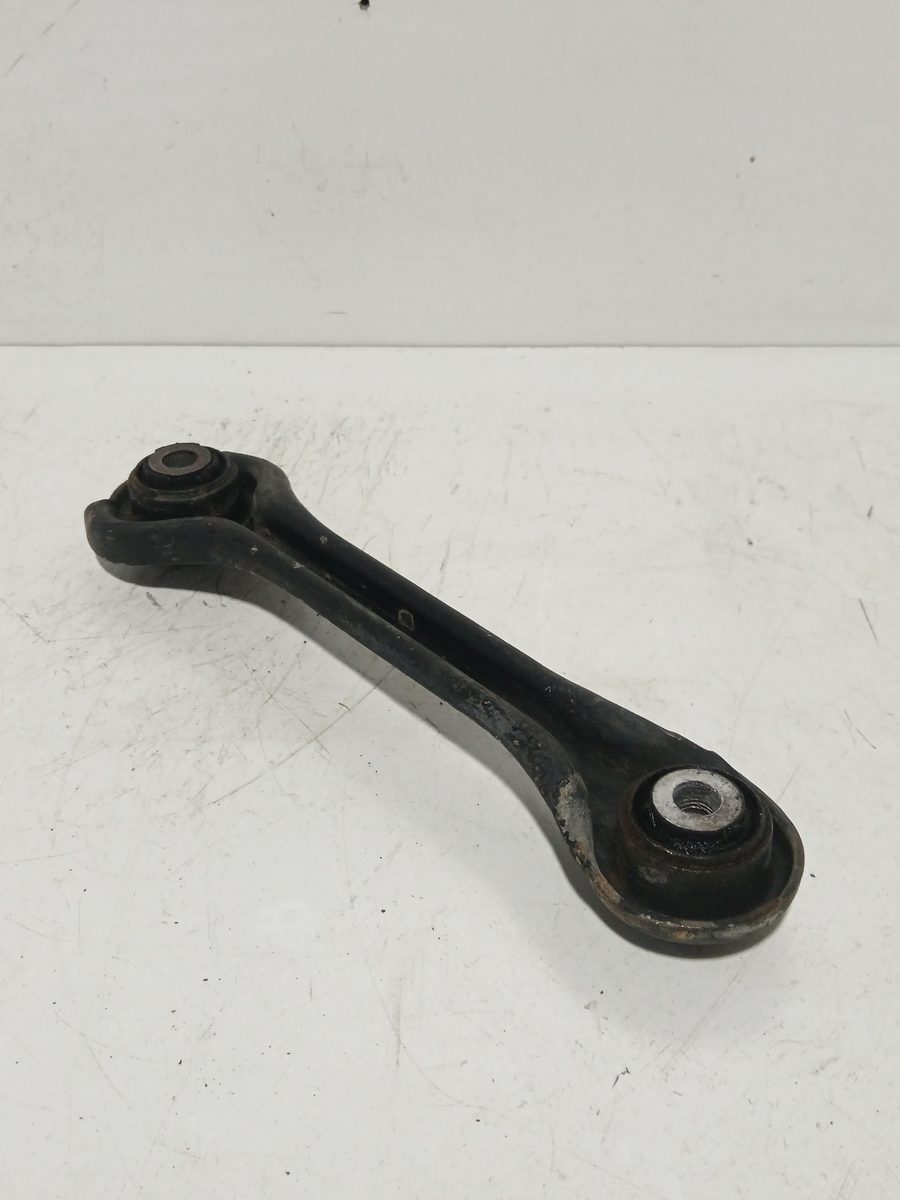 Parrilla de Suspension Superior Trasera Izquierda Mercedes-Benz Clase C (W202) Berlina
