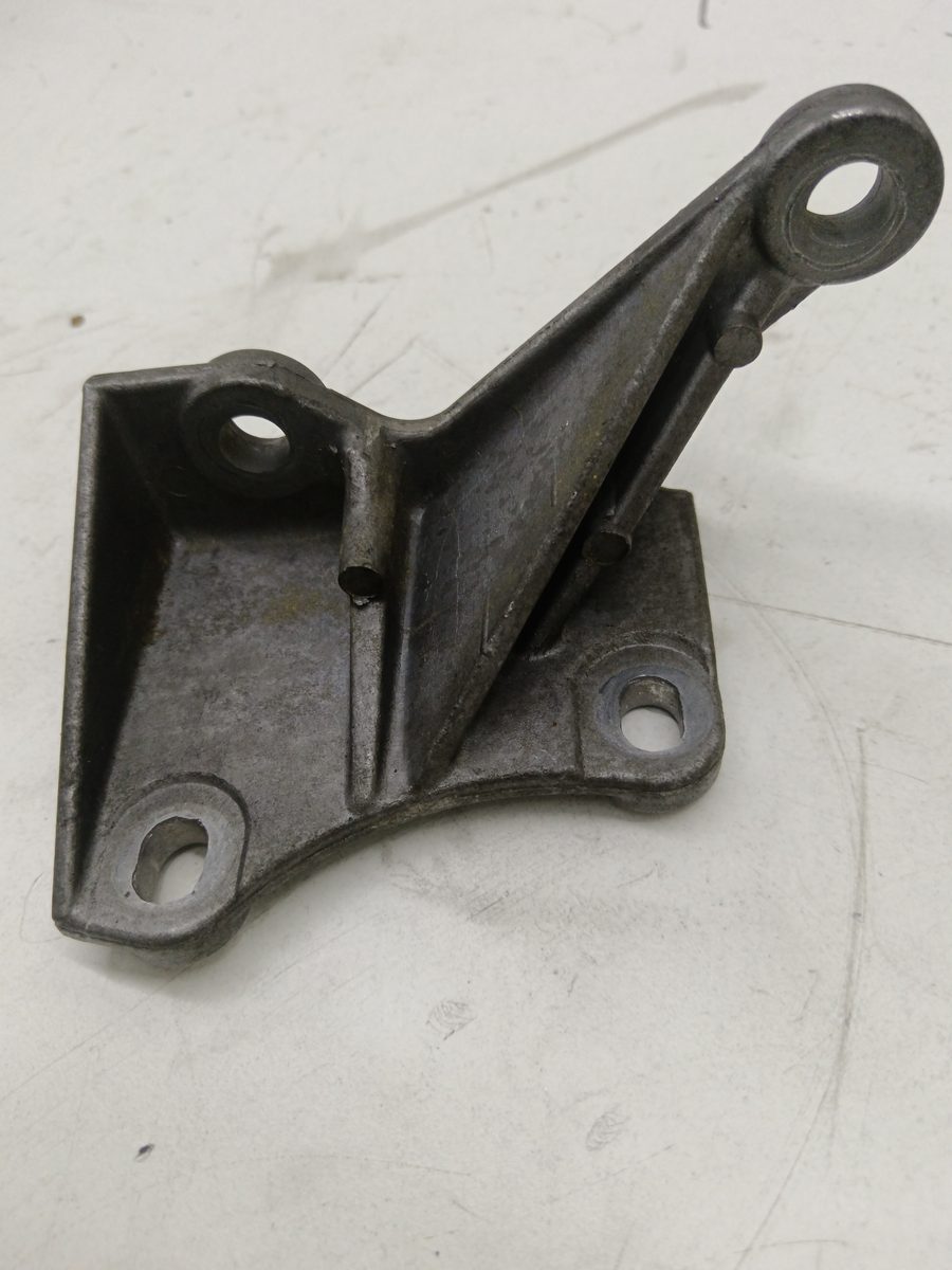 Soporte Motor Delantero Renault Laguna (B56) 1998-2001 2.2 Turbodiesel 7700105225